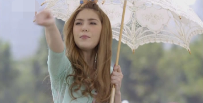 《明若晓溪》曾沛慈华丽变身 昆凌忠心护主“打酱油”