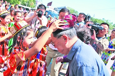 王蒙：难忘新疆不了情