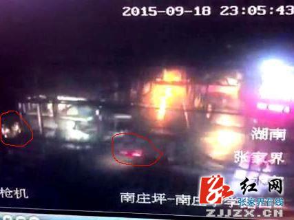 【交警直通车】摩托车相撞瞬间爆炸 张家界交警提醒注意安全（组图）
