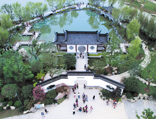 首个测试开放日，杭州园就迎来了众多前来探营的市民。