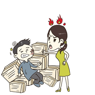 女子网购成瘾月花五六千男友拒收包裹遭棒打