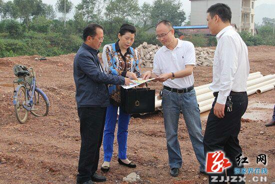 慈利：朱法栋带队调度重点项目建设