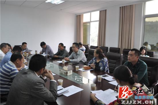 桑植：刘卫兵调研城市公交环线及“城乡清洁行动”工作