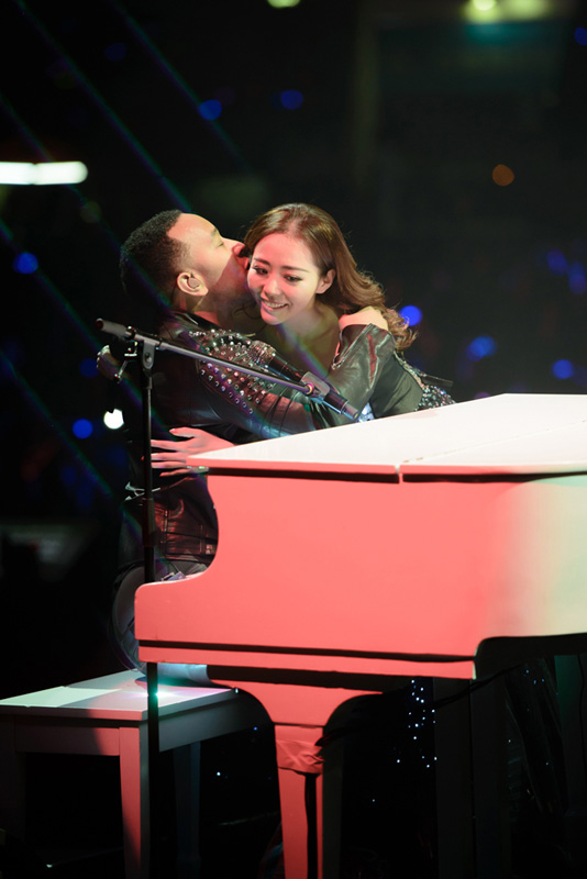 10（张靓颖与John Legend）