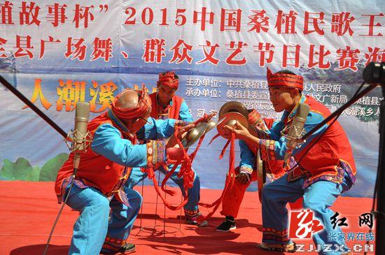 桑植民歌王人潮溪赛区海选 尽显溇水风情(组图)