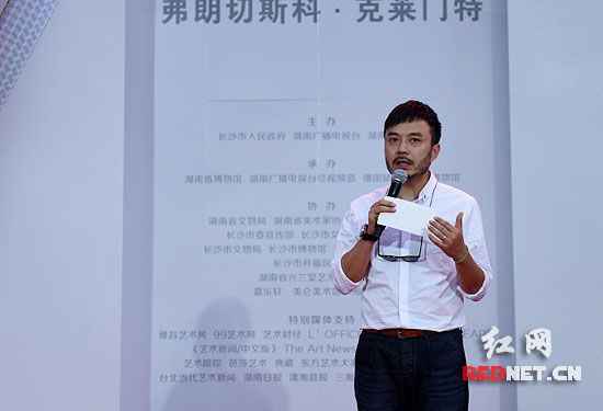 汪涵免费当了五届主持。