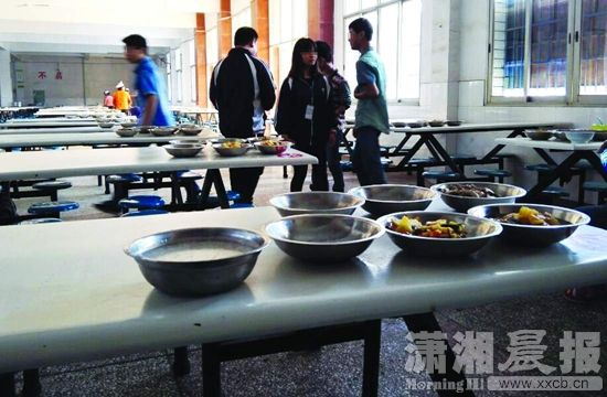 huangj1510752.JPG