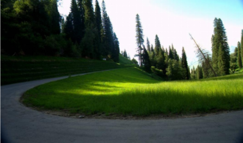 曾是全线施工难度最大的地方，现在已经没有痕迹了，也是最遗憾的地方，大家曾在那松树下坐了四个小时设想方案，可惜造价有点高放弃了，新疆公路，最缺的就是钱。