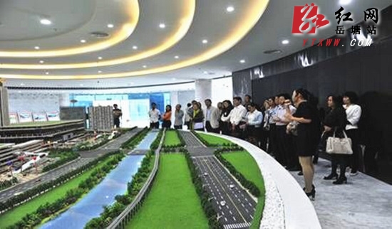 株洲天元区非公党工委来岳塘区交流非公有企业党建工作