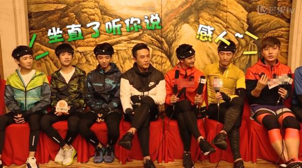 全员加速中明星嘉宾接受采访图