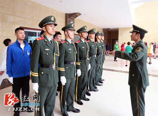 为盛会护驾  武警安保张家界第五届运动会
