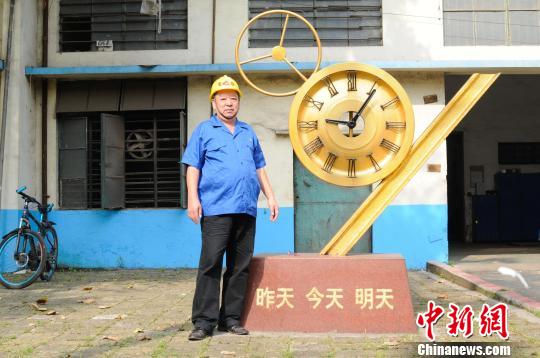 广西工人巧用废旧零部件制成雕塑工厂变身艺术展馆