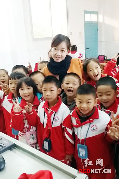 金慈实验小学的林芳老师回到工作岗位，回到了孩子们身边