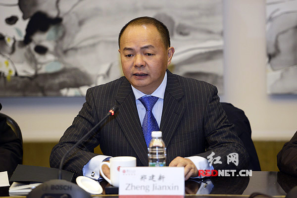 湖南省财政厅党组书记、厅长郑新建新。