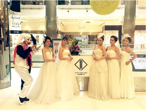 双十一上海商场惊现多名新娘寻找《消失的新郎》