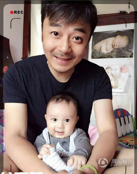  汪涵 家的小沐沐一岁啦! 杨乐乐 晒全家福 庆生 - M