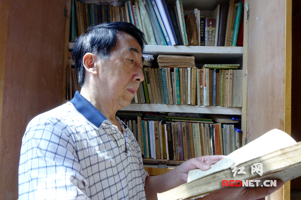刘锡林的书大多与戏曲相关