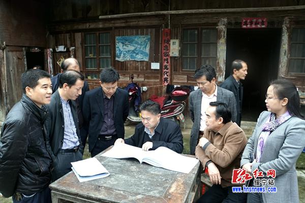 邵阳市委宣传部长王长忠深入绥宁调研指导旅游