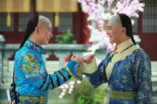 曲哲明与余少群剧照