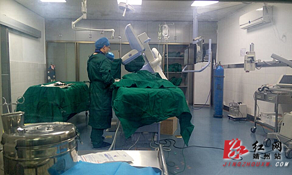 怀化市二医院靖州医院首次开展冠脉造影及支架