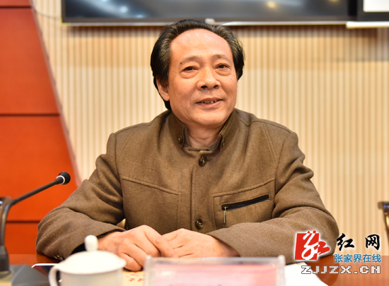 网站+读物 张家界用党史、地方志资源助力旅游胜地梦、全面小康梦