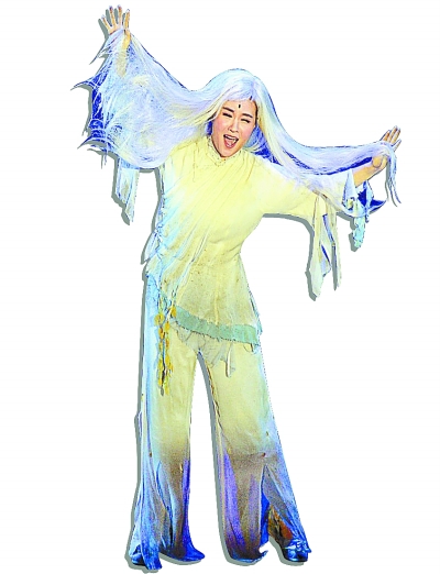  11月26日晚，雷佳在表演歌剧《白毛女》。