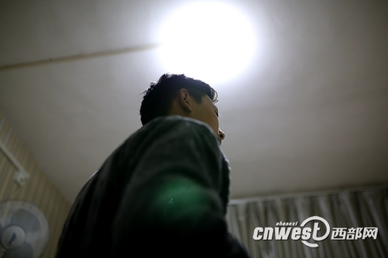 19岁少年感染艾滋无防护措施自行在家手术（图）