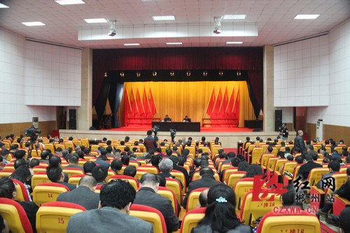 郴州学习中央省委统战工作会议及《条例》精神