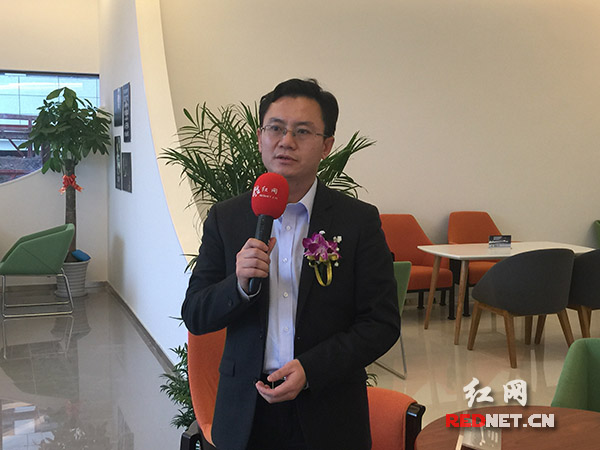 红网记者专访中国网络电视台副总经理夏晓晖。