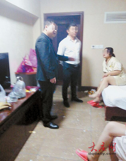 女子去洗浴中心浴裤疑现血迹店方：她穿错了