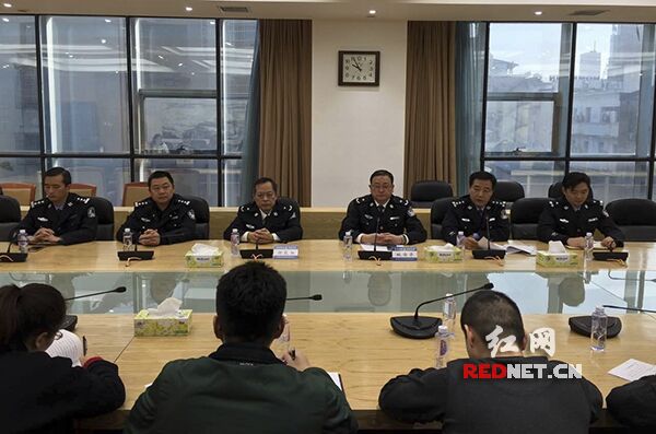 12月16日，湖南省公安厅召开媒体吹风会，披露由公安部、国家烟草专卖局督办的“11.28”特大生产、销售假烟网络案件于12月4日告破。