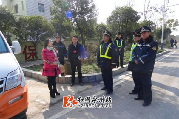 杨祝群深入G207等线督导零、双两地异地联合治超工作