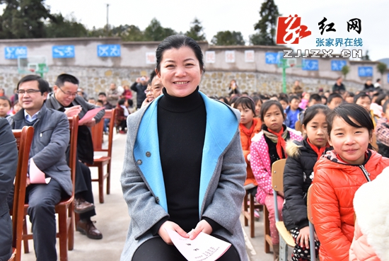 余怀民引领棕桥湾村贫困群众迈向幸福康庄大道