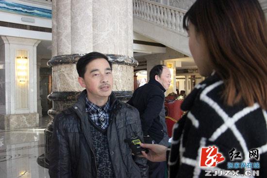 慈利县十六届人大四次会议与会人大代表开始报到