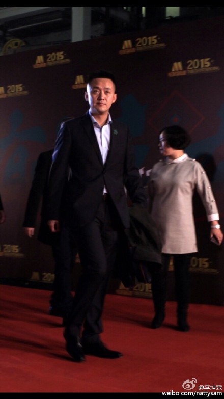 李坤霖百合奖夺冠 网友赞其“国民老公”