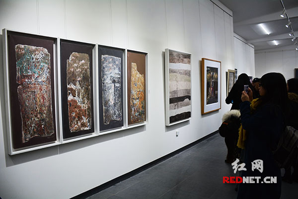 此次展览也是一次检阅湖南油画创作群的大型展览，受到社会各界关注。