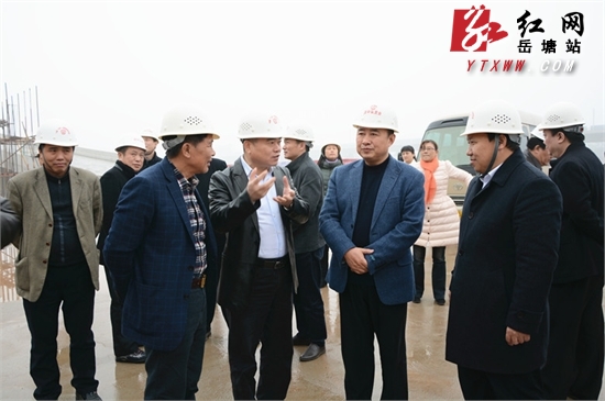 岳塘区接受2015年省绩效评估年终评估验收