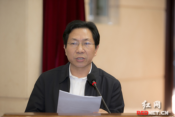 湘阴县委书记黎作凤