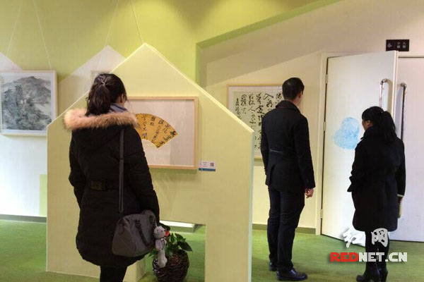 “行云流水”艺朵云迎新首展在长沙开展。