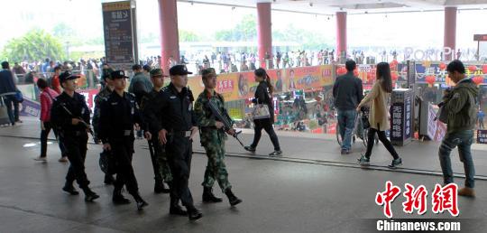 珠海元旦三天投入万余警力加强巡逻防控