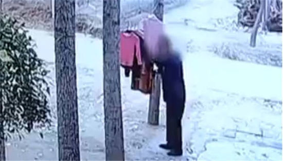 山东男子偷女性内衣成瘾 称离婚后内心空虚(图)