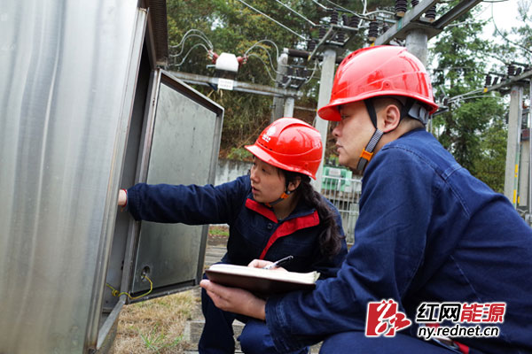 湘潭供电公司全面做好防冻融冰各项工作，确保湘潭电网安全有序运行。