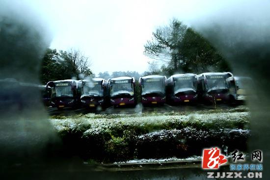 张家界核心景区武陵源迎来新一轮降雪（组图）