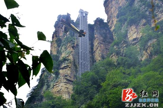 武陵源三条“空中走廊”去年安全运客610.5万人次