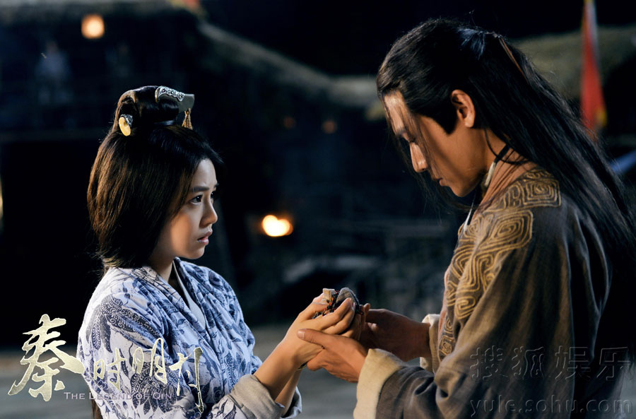 陆毅《秦时明月》曝婚照 与陈妍希终成眷属