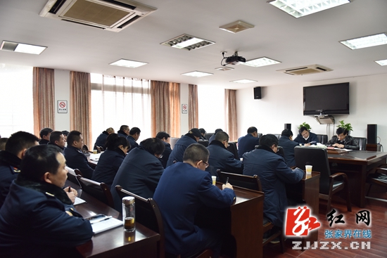 【简讯】欧阳斌调研张家界市工商工作