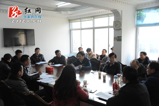 欧阳斌调研市商务和粮食局工作情况