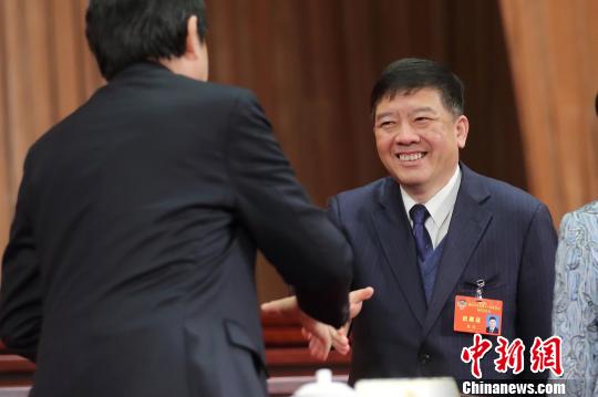 江苏省副省长徐鸣、许津荣当选十一届省政协副主席