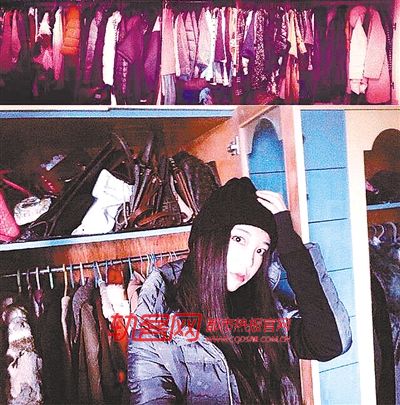 大四女生衣柜衣服突破千件每天纠结怎么穿(图)