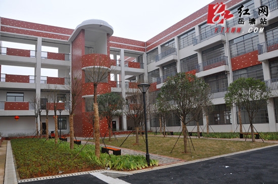 城发清水学校即将投入使用 记者带你先睹为快(组图)
